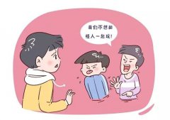 学龄期的孩子更容易得抽动症吗？